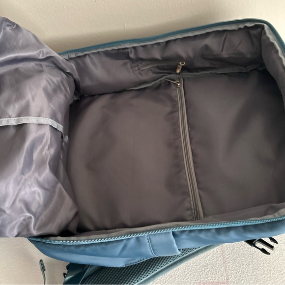 Travel  Backpack - Picture 7 of 8